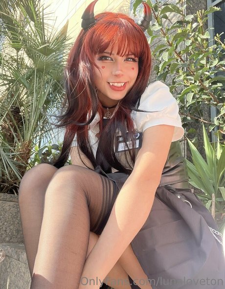 Nagie wyciekłe zdjęcie OnlyFans od Lunaloveton