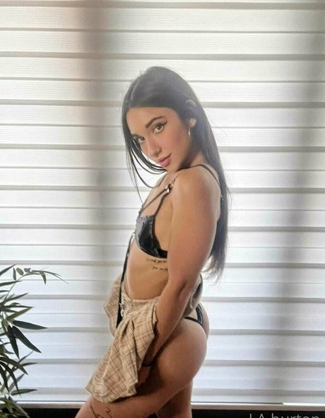 Nagie wyciekłe zdjęcie OnlyFans od Jesicaburton
