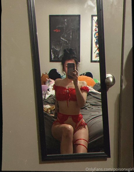 Nagie wyciekłe zdjęcie OnlyFans od Poisonxgirl