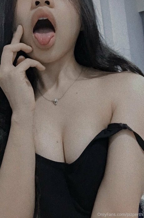 Nagie wyciekłe zdjęcie OnlyFans od Pizpizzzy