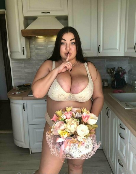 Nagie wyciekłe zdjęcie OnlyFans od Angelicabigtitsvip