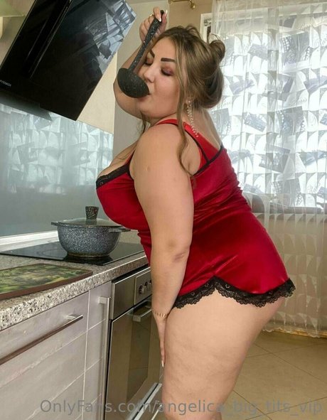 Angelicabigtitsvip