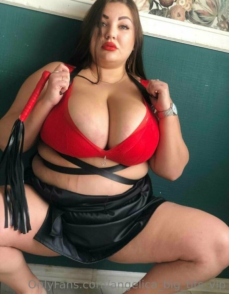 Angelicabigtitsvip