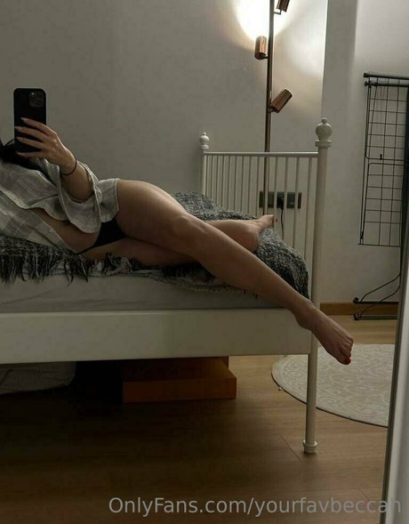 Nagie wyciekłe zdjęcie OnlyFans od Yourfavbeccah