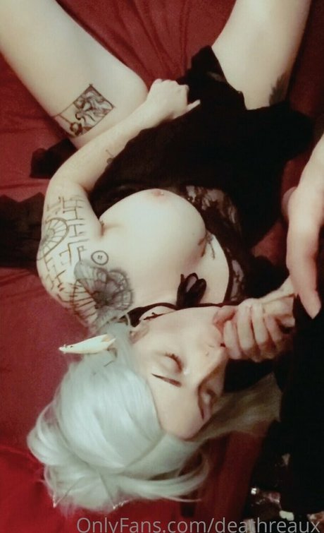 Nagie wyciekłe zdjęcie OnlyFans od Deathreaux