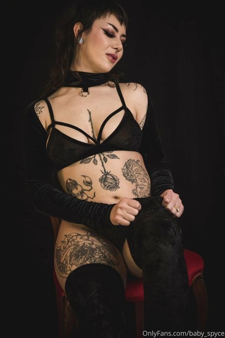 Nagie wyciekłe zdjęcie OnlyFans od Synthiavalentine