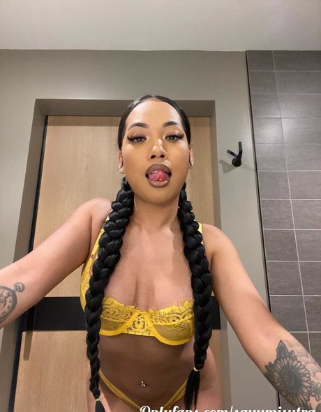 Nagie wyciekłe zdjęcie OnlyFans od Sayumi Sutra