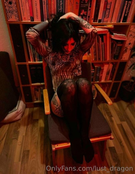 Nagie wyciekłe zdjęcie OnlyFans od Drakenlady
