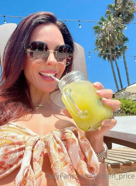 Nagie wyciekłe zdjęcie OnlyFans od Kirsten Price