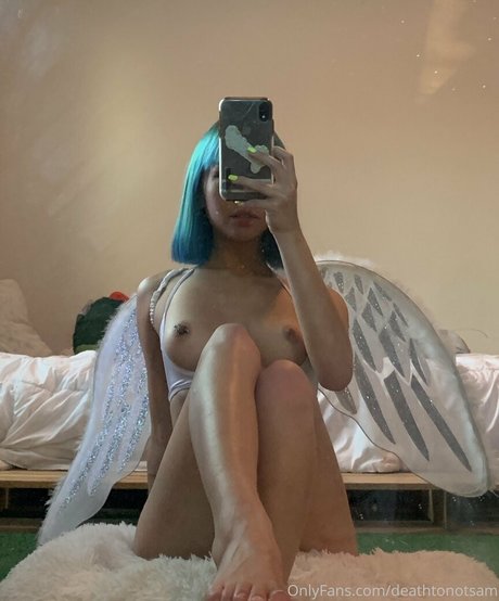 Nagie wyciekłe zdjęcie OnlyFans od Thisbicthdied