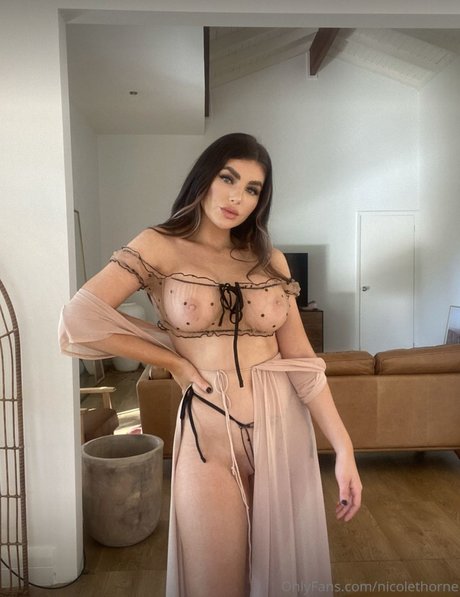 Nagie wyciekłe zdjęcie OnlyFans od Nicole Thorne