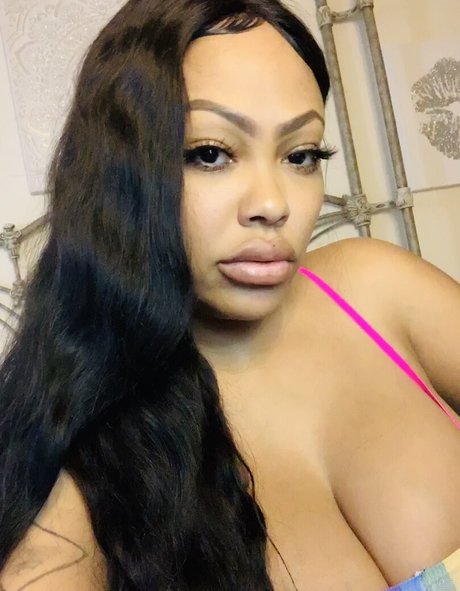 Nagie wyciekłe zdjęcie OnlyFans od Lacey Duvalle