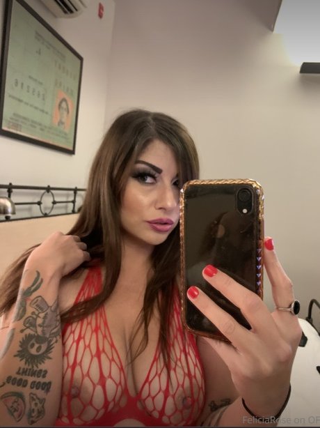 Felicia Rose