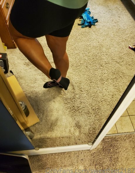 Nagie wyciekłe zdjęcie OnlyFans od Sweetfeet2187