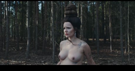 Nagie wyciekłe zdjęcie OnlyFans od Halsey