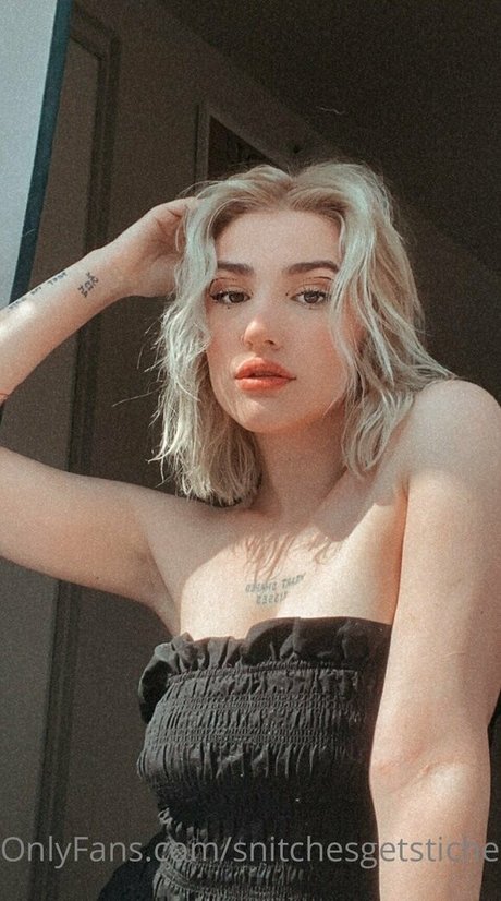 Nagie wyciekłe zdjęcie OnlyFans od Snitchesgetstiches