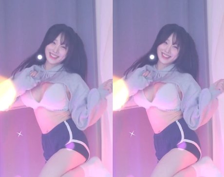 Nagie wyciekłe zdjęcie OnlyFans od Woohankyung