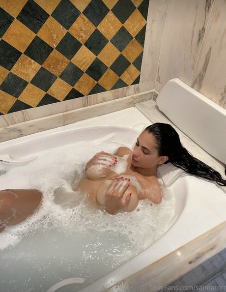 Nagie wyciekłe zdjęcie OnlyFans od Sanna Meira