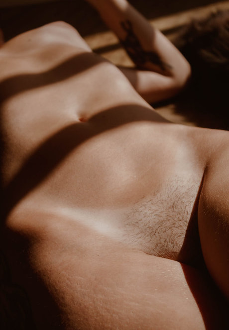 Nagie wyciekłe zdjęcie OnlyFans od Aliese