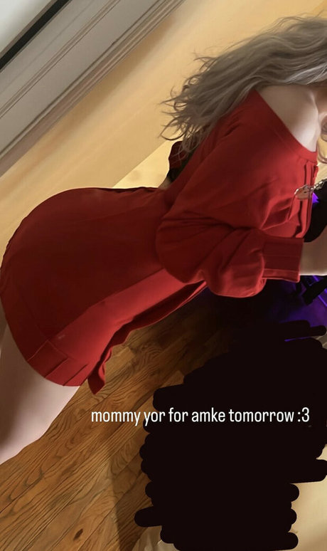 Nagie wyciekłe zdjęcie OnlyFans od Uzileks