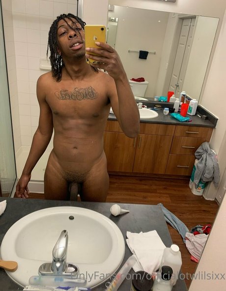 Nagie wyciekłe zdjęcie OnlyFans od Officialotwlilsixx