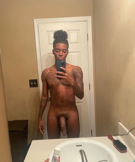 Nagie wyciekłe zdjęcie OnlyFans od Datwayaton