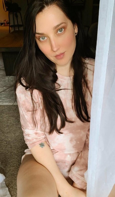 Nagie wyciekłe zdjęcie OnlyFans od Ojeniferann
