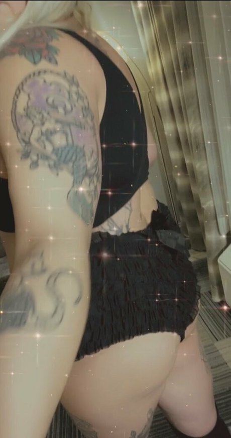 Inkedshyvixen