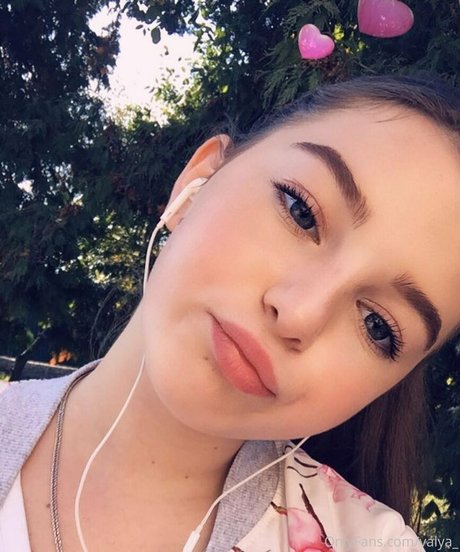 Valya_