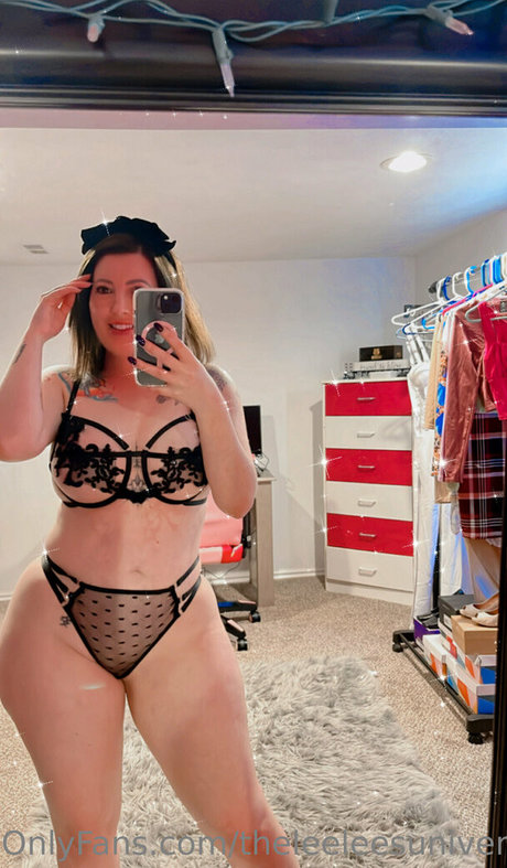 Nagie wyciekłe zdjęcie OnlyFans od Leeleezillafree