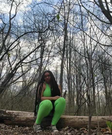Nagie wyciekłe zdjęcie OnlyFans od Locked Honey Princess