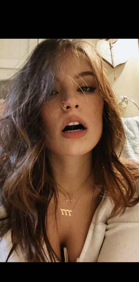 Nagie wyciekłe zdjęcie OnlyFans od Miahandley