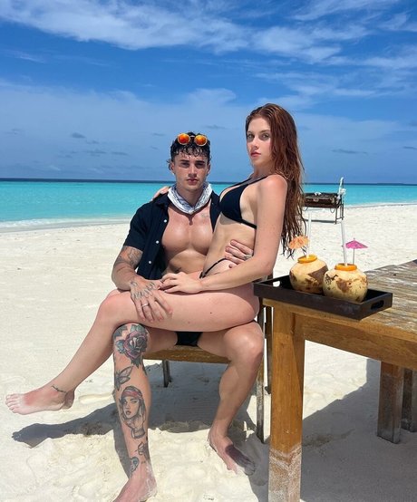 Nagie wyciekłe zdjęcie OnlyFans od Flavia Charallo