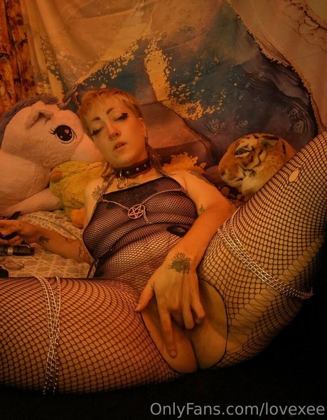 Lovexee