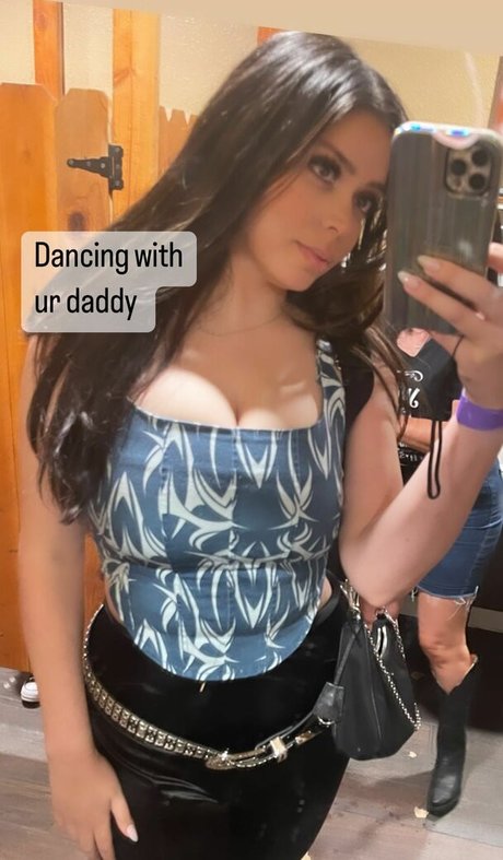Nagie wyciekłe zdjęcie OnlyFans od Adept