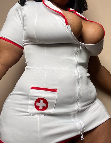 Nagie wyciekłe zdjęcie OnlyFans od Selynakylexoxo