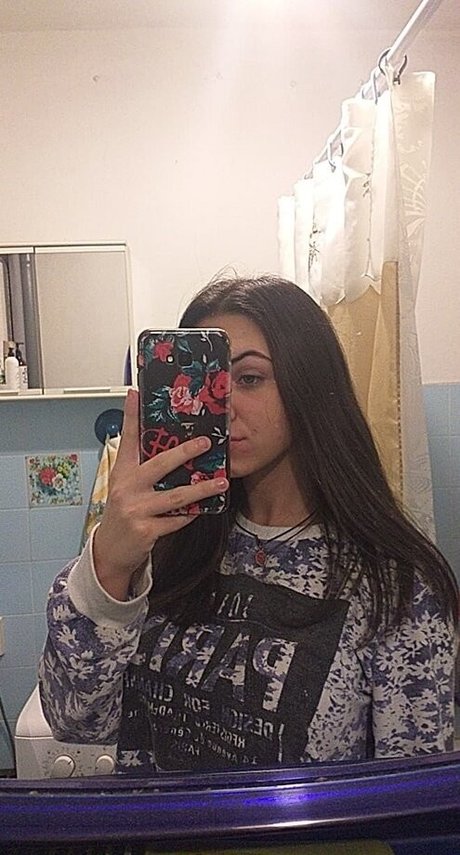 Nagie wyciekłe zdjęcie OnlyFans od Wiktoria Bystro