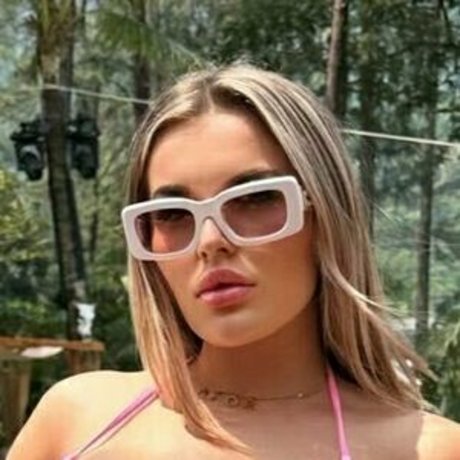 Nagie wyciekłe zdjęcie OnlyFans od Hottiesociety