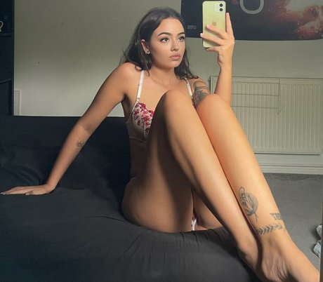 Nagie wyciekłe zdjęcie OnlyFans od Misbehavedjade