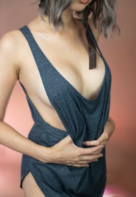 Nagie wyciekłe zdjęcie OnlyFans od Hendoart