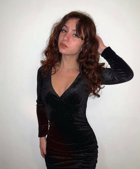 Nagie wyciekłe zdjęcie OnlyFans od Deeperse