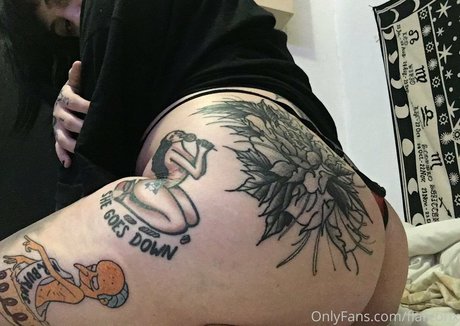 Nagie wyciekłe zdjęcie OnlyFans od Flareonx
