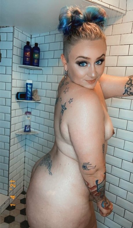 Nagie wyciekłe zdjęcie OnlyFans od Pinkii