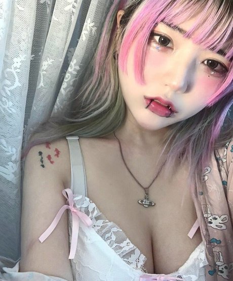Nagie wyciekłe zdjęcie OnlyFans od Fishzombie