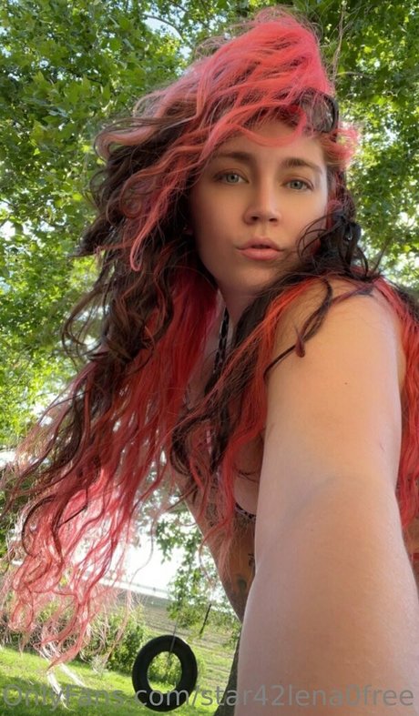 Nagie wyciekłe zdjęcie OnlyFans od Star42lena0free