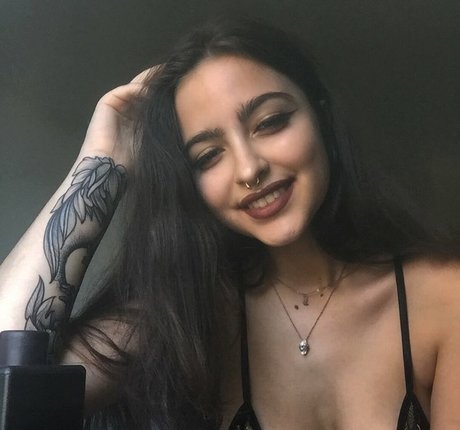 Artbitch666