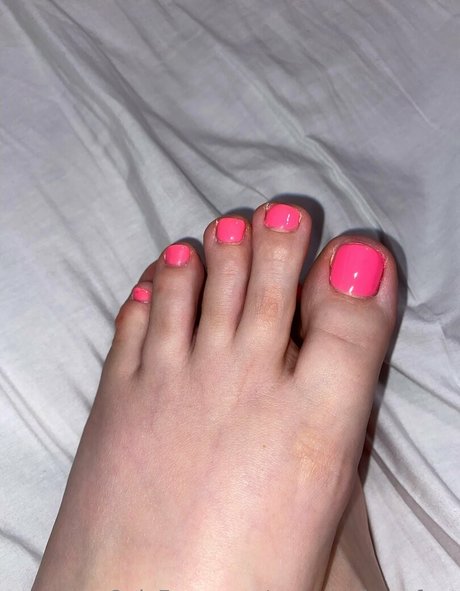 Nagie wyciekłe zdjęcie OnlyFans od Yourstrulymsfeet