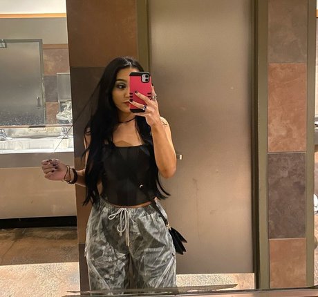 Nagie wyciekłe zdjęcie OnlyFans od Roxanne Perez