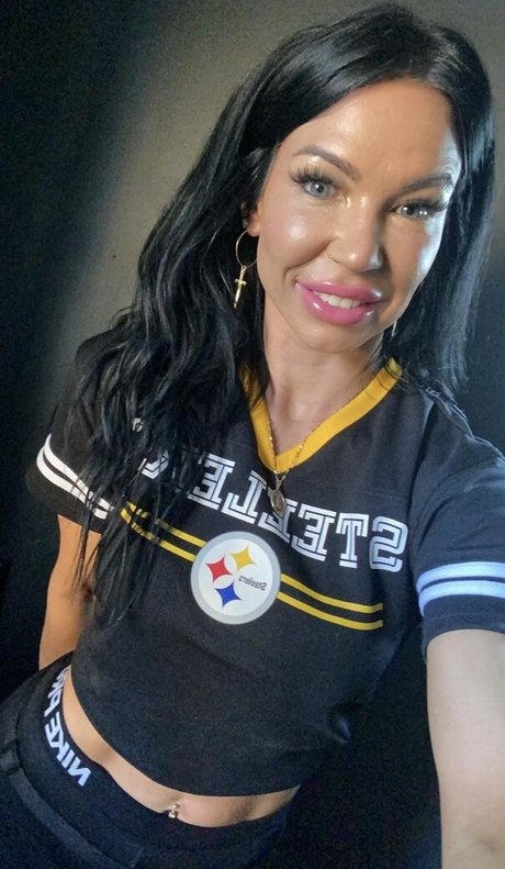 Nagie wyciekłe zdjęcie OnlyFans od Queenofthedollhouse