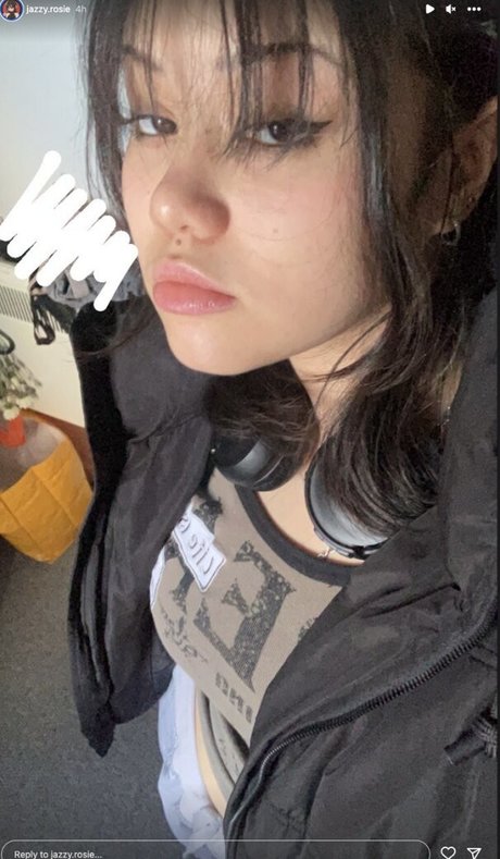 Nagie wyciekłe zdjęcie OnlyFans od Jazzy Rosie